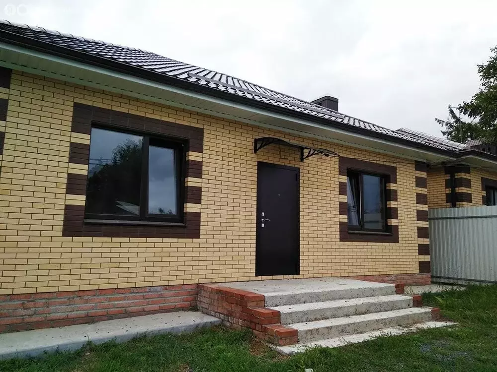 Дом в Ростов-на-Дону, Особенная улица (95 м) - Фото 1