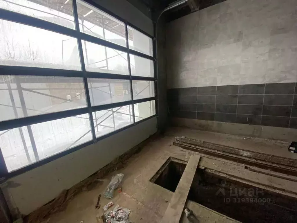 Помещение свободного назначения в Татарстан, Набережные Челны ул. ... - Фото 1