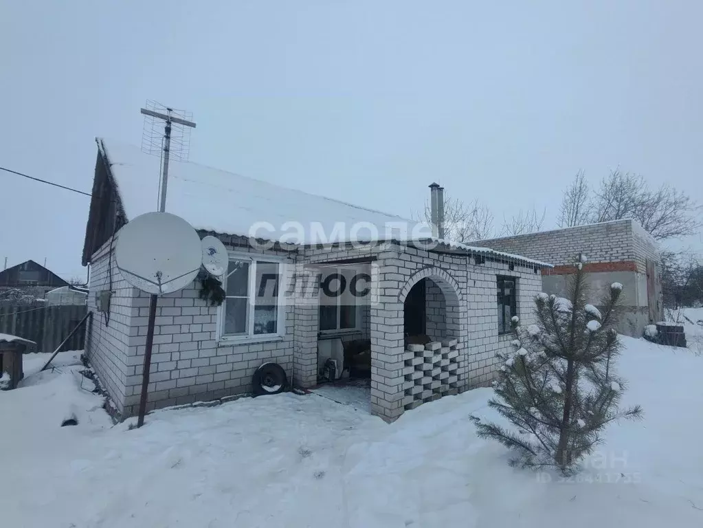 Дом в Курская область, Поныри муниципальное образование, Поныри рп ... - Фото 1