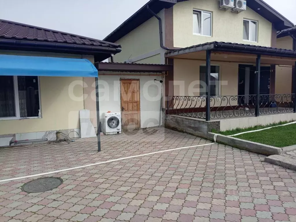 Дом в Крым, Бахчисарайский район, Песчановское с/пос, с. Береговое ул. ... - Фото 2