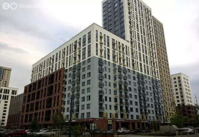 2-комнатная квартира: Тюмень, Харьковская улица, 72Б (79 м) - Фото 1