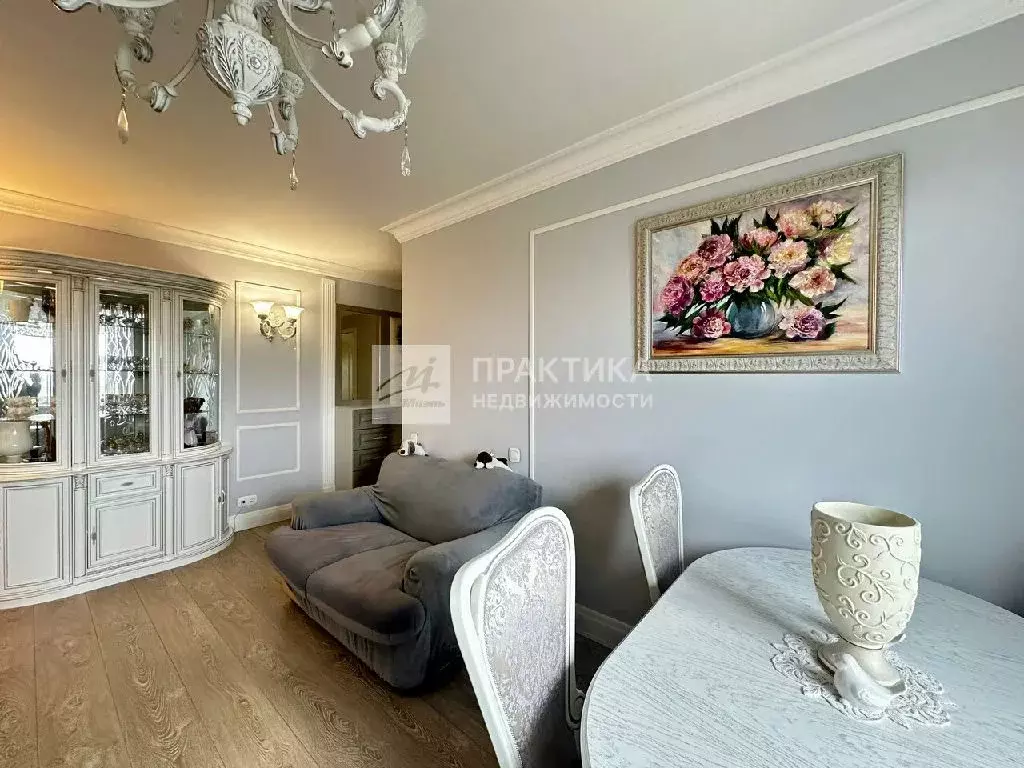 Продается 3-комнатная квартира - Фото 1