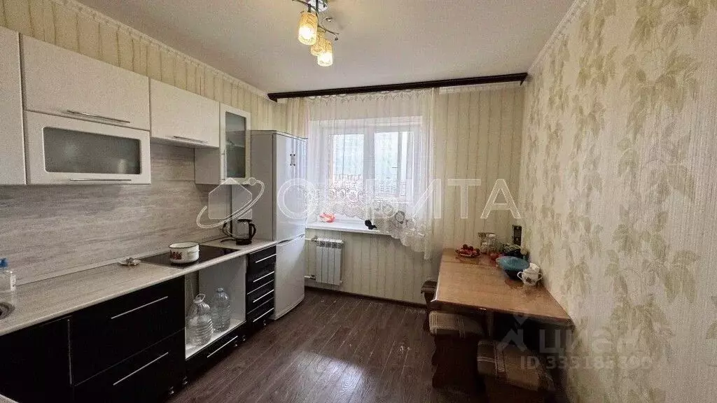 1-к кв. Тюменская область, Тюмень Депутатская ул., 112 (40.0 м) - Фото 1