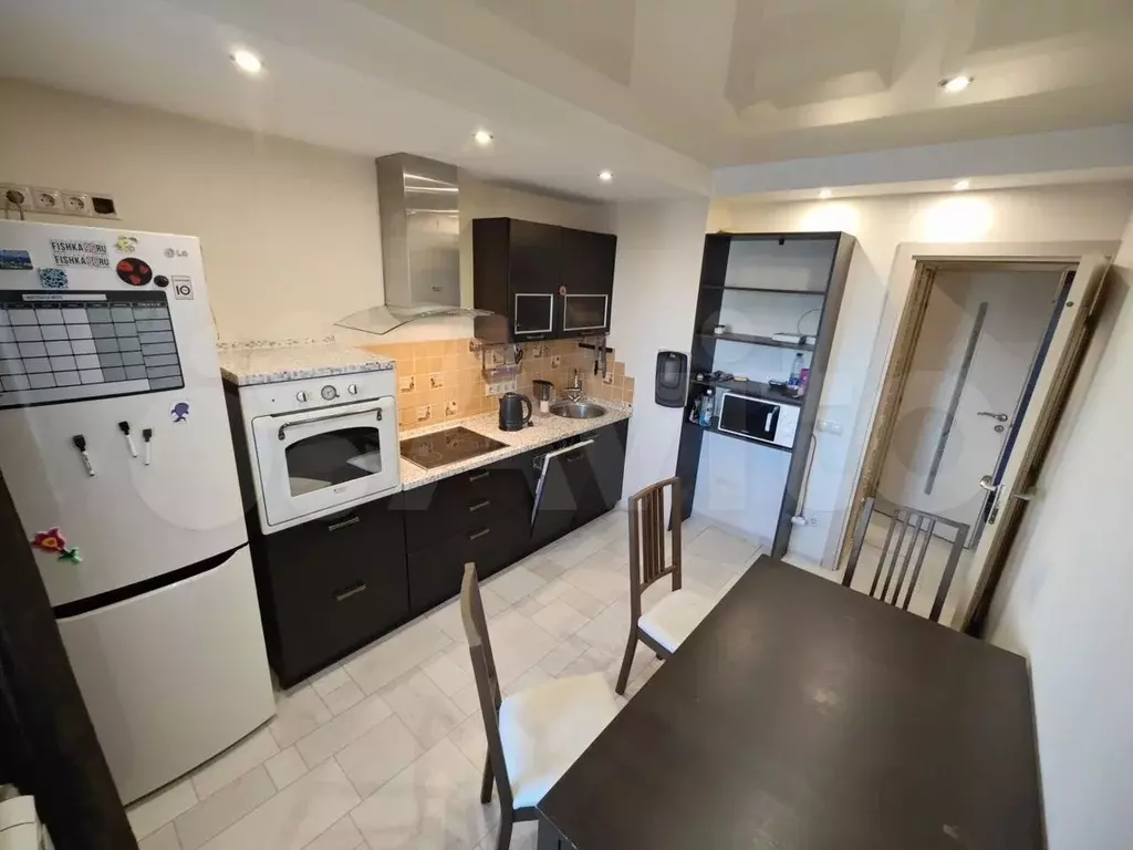 1-к. квартира, 40 м, 4/20 эт. - Фото 0