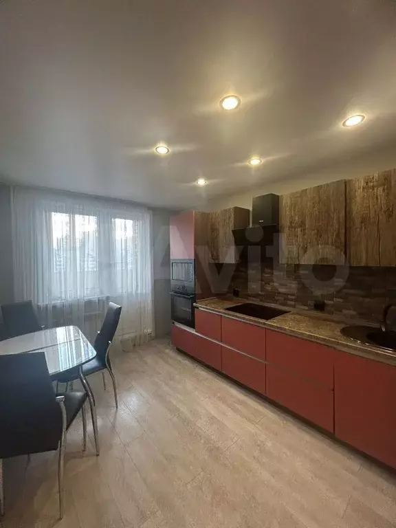 1-к. квартира, 50 м, 7/15 эт. - Фото 0