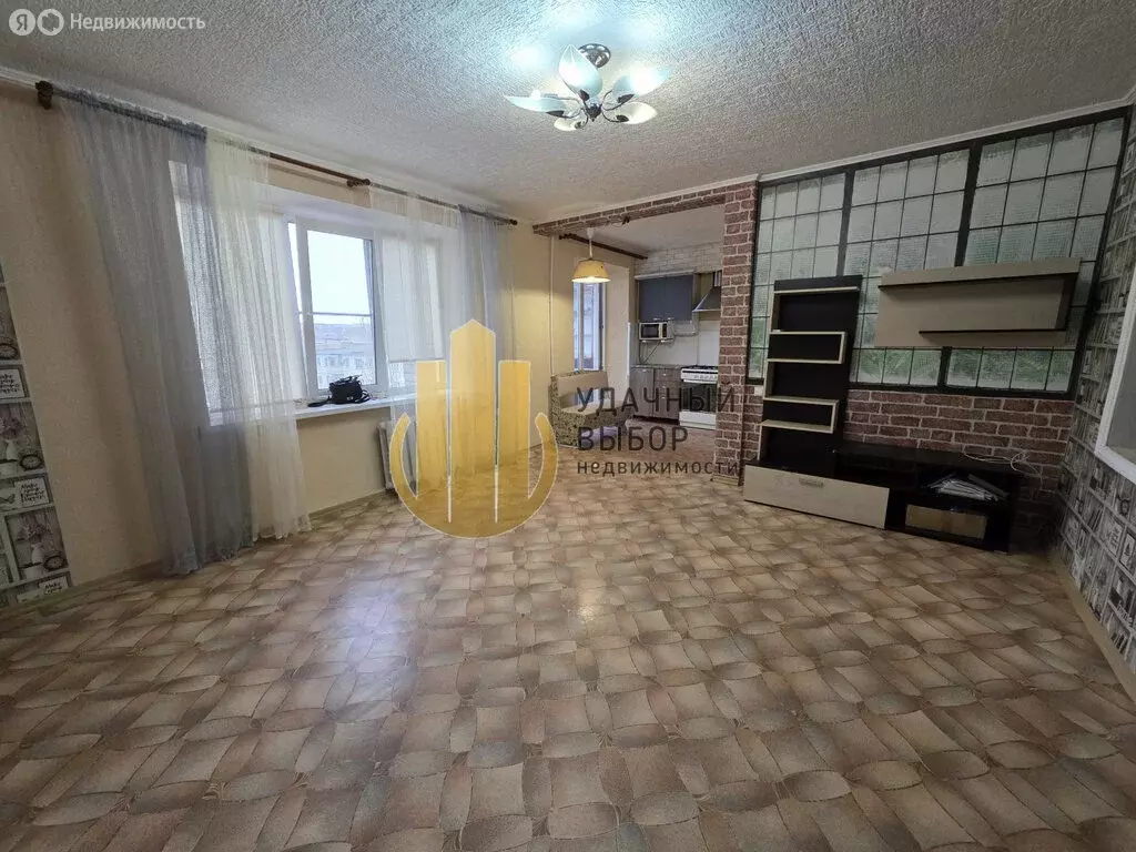 3-комнатная квартира: Белая Калитва, Вокзальная улица, 376Б (65.9 м) - Фото 1