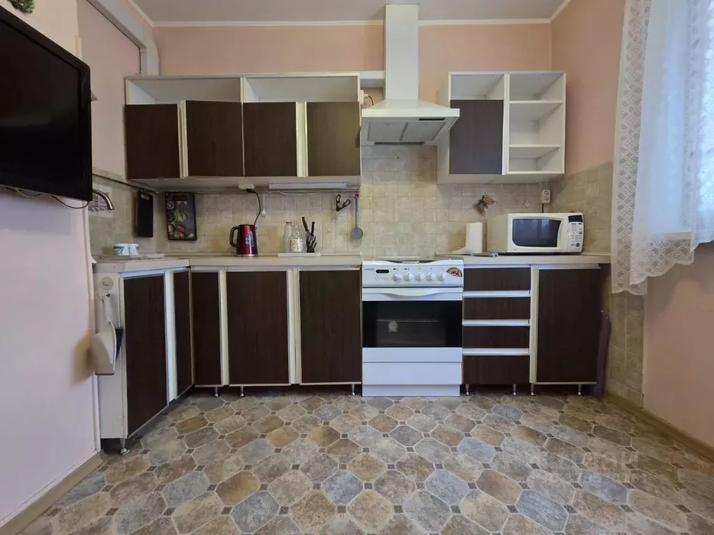 3-к кв. Москва ул. Маршала Захарова, 10К2 (76.0 м) - Фото 1