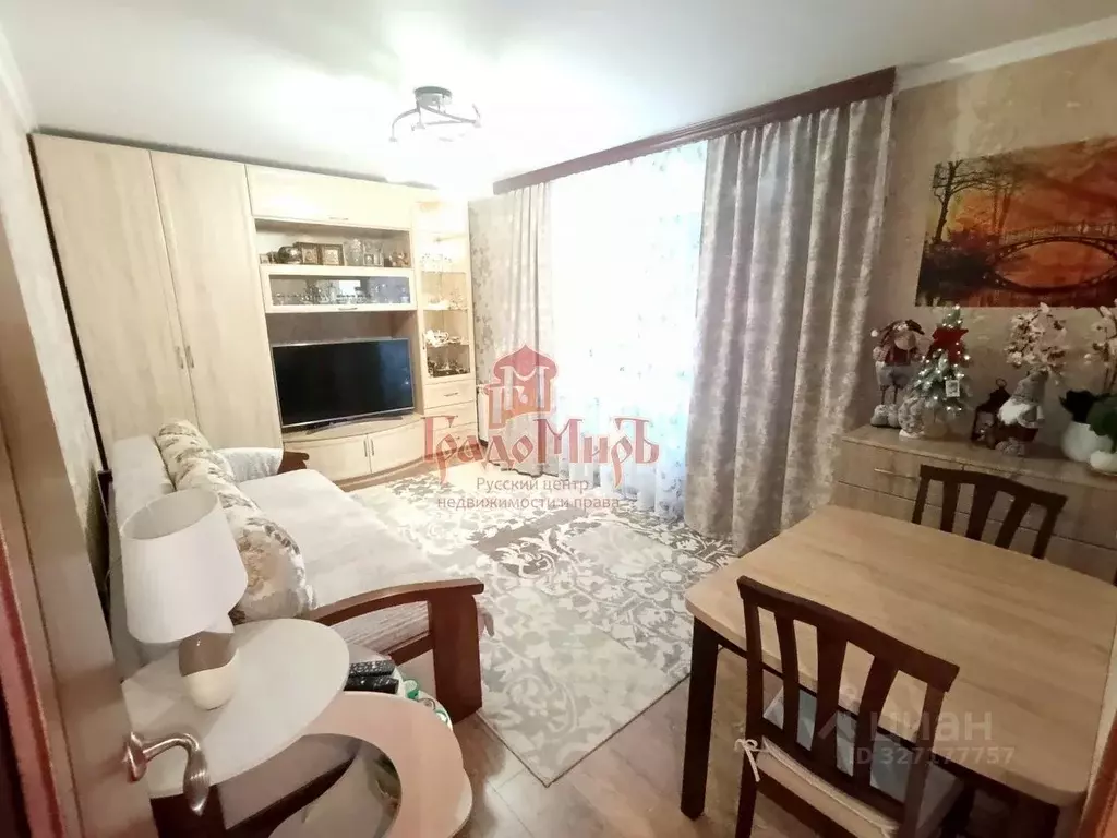 2-к кв. Московская область, Лобня Научный городок, 16 (41.8 м) - Фото 2