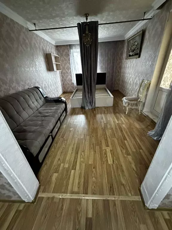 1-к. квартира, 43 м, 3/9 эт. - Фото 1