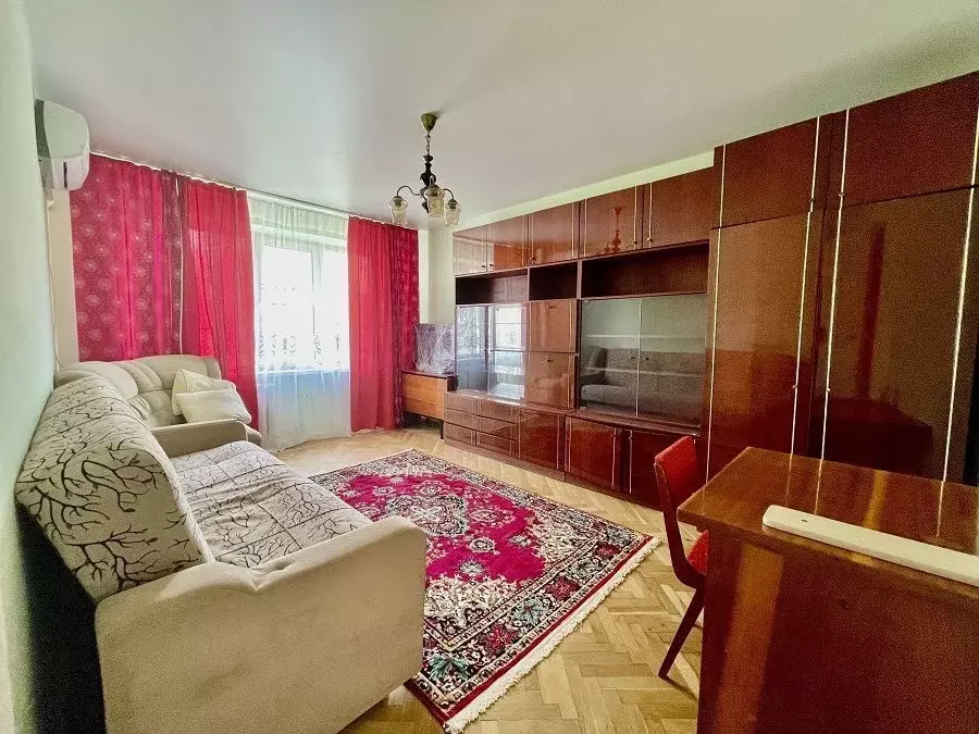 2-к кв. Краснодарский край, Краснодар Центральный мкр, ул. Южная, 19 ... - Фото 0