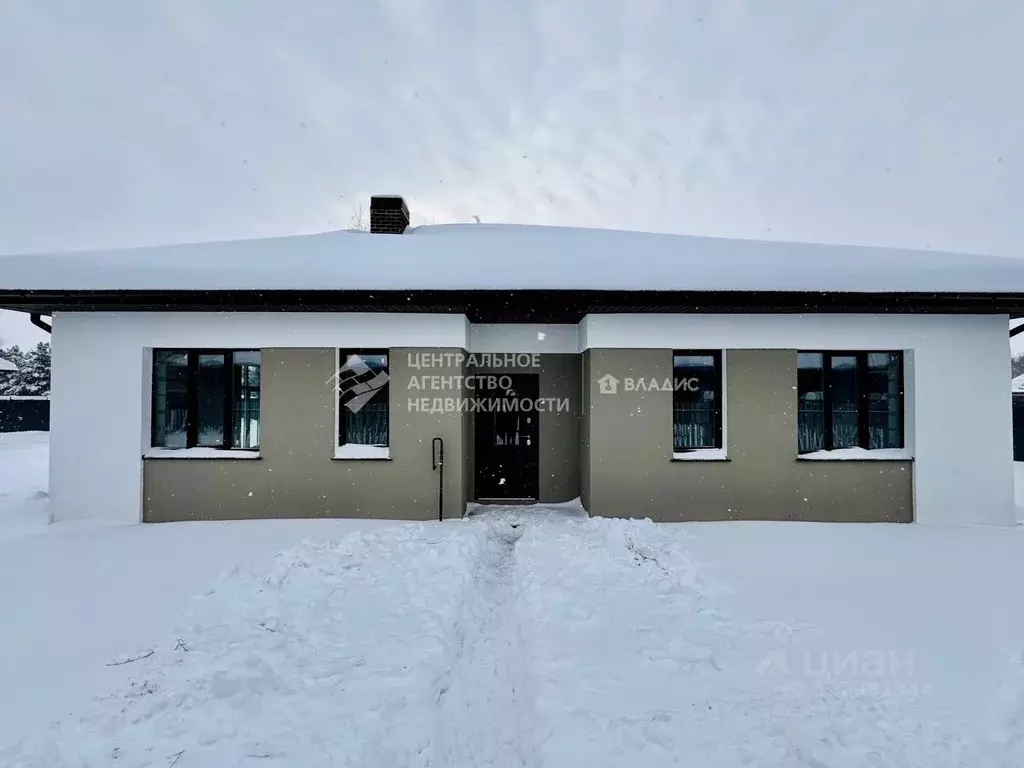 Дом в Рязанская область, Рязанский муниципальный округ, пос. Варские  ... - Фото 1