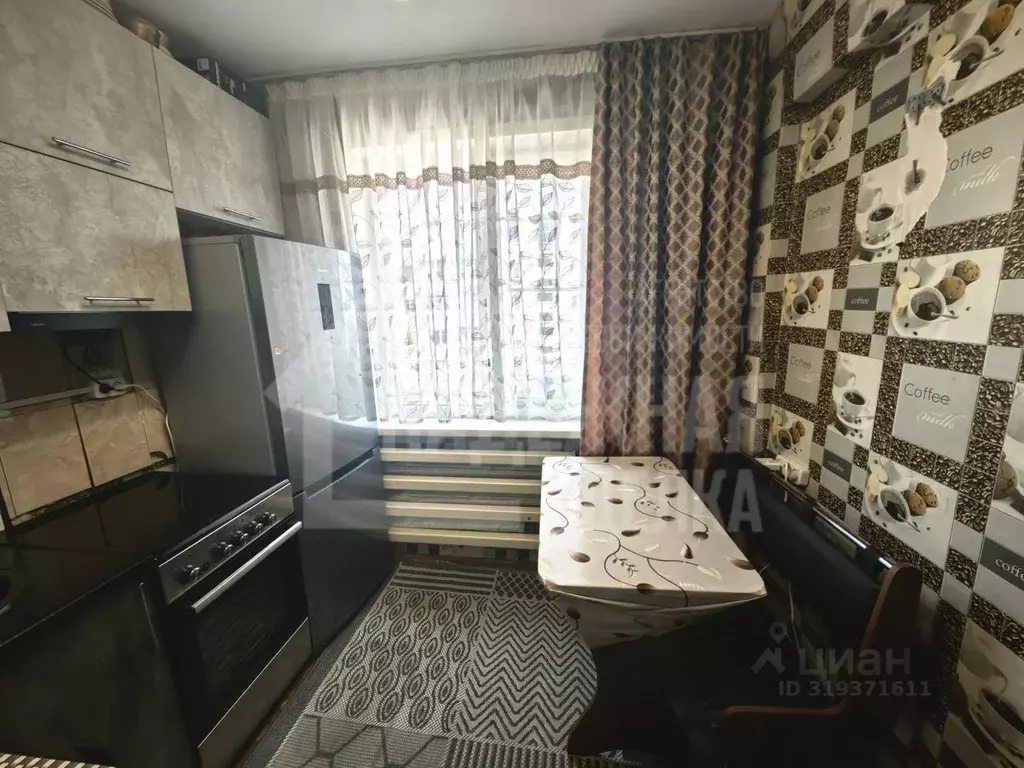 2-к кв. Алтайский край, Рубцовск Краснознаменская ул., 82 (44.0 м) - Фото 1