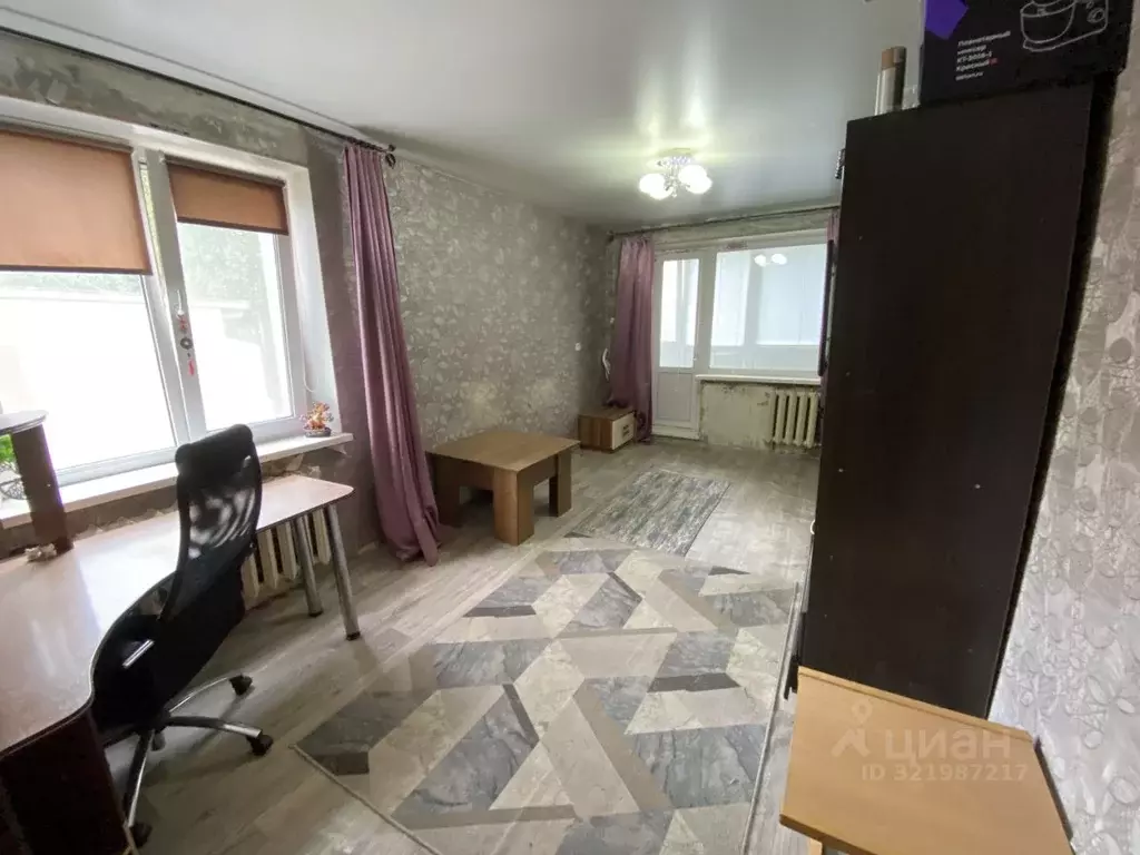 2-к кв. Саратовская область, Саратов Кавказская ул., 28 (42.6 м) - Фото 0
