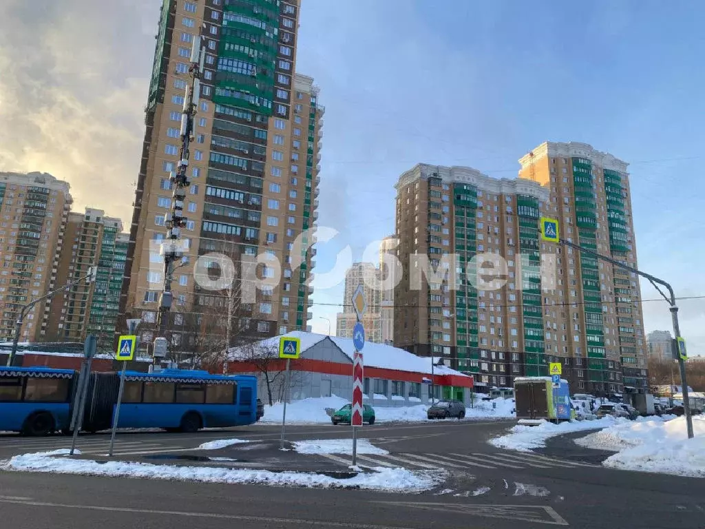 Продается 3-комнатная квартира - Фото 1