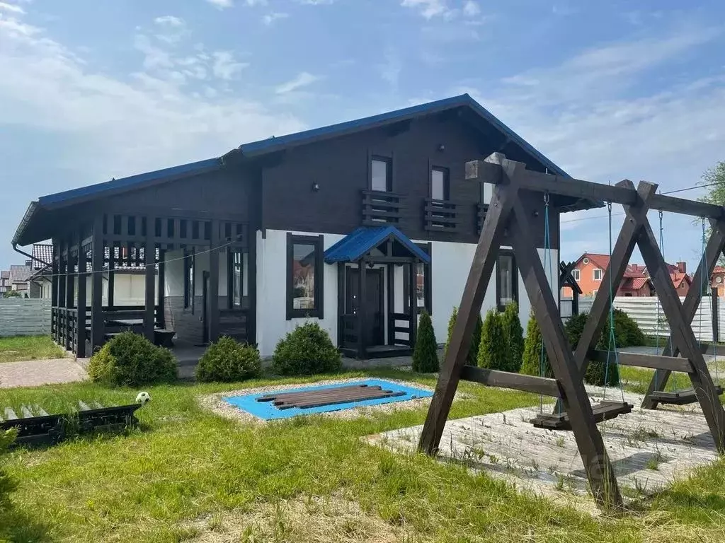 Дом в Калининградская область, Зеленоградск ул. Южная, 13 (220 м) - Фото 1