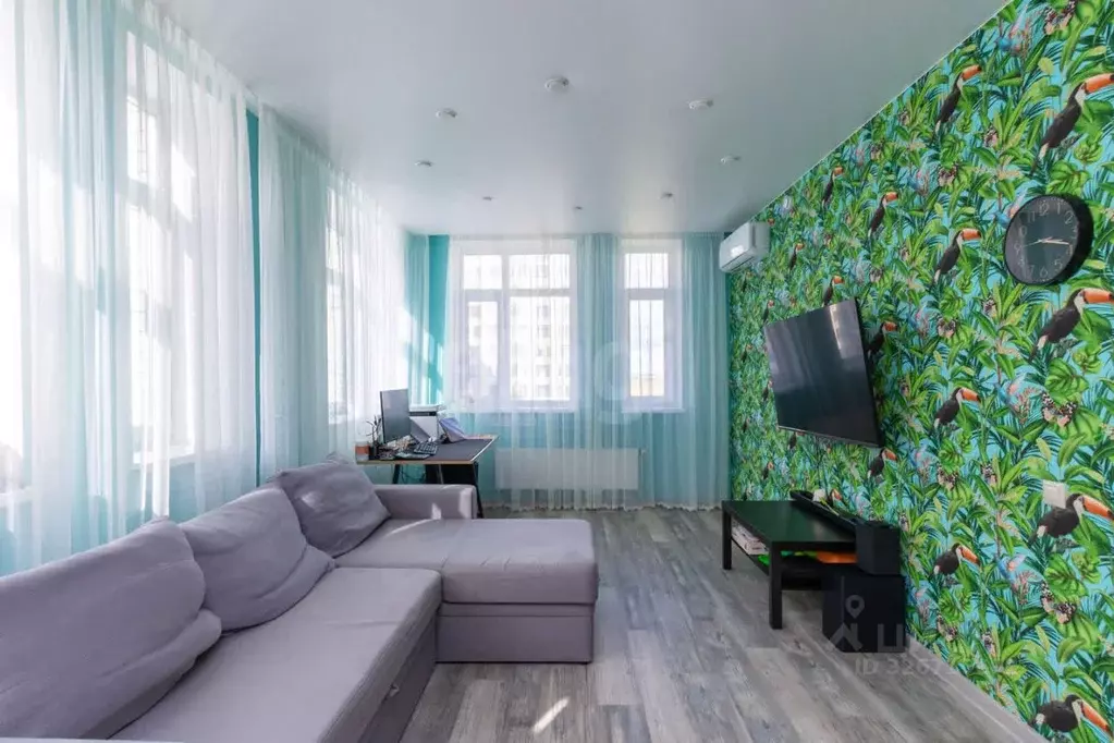 3-к кв. Тюменская область, Тюмень ул. Алматинская, 6 (94.8 м) - Фото 0