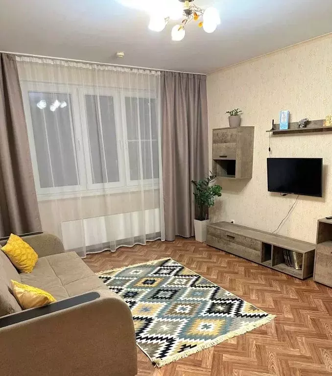 2-к кв. Ленинградская область, Тихвин ул. Ярослава Иванова, 1 (47.0 м) - Фото 2