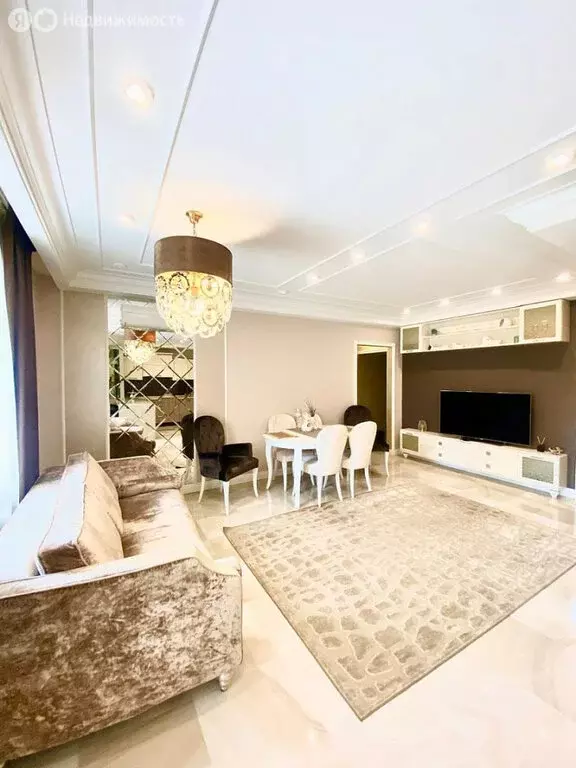 5-комнатная квартира: Сыктывкар, улица Свободы, 23 (120 м) - Фото 0