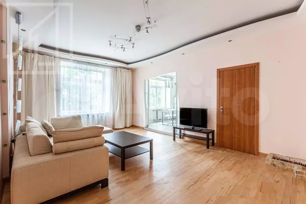 3-к. квартира, 105 м, 4/9 эт. - Фото 1