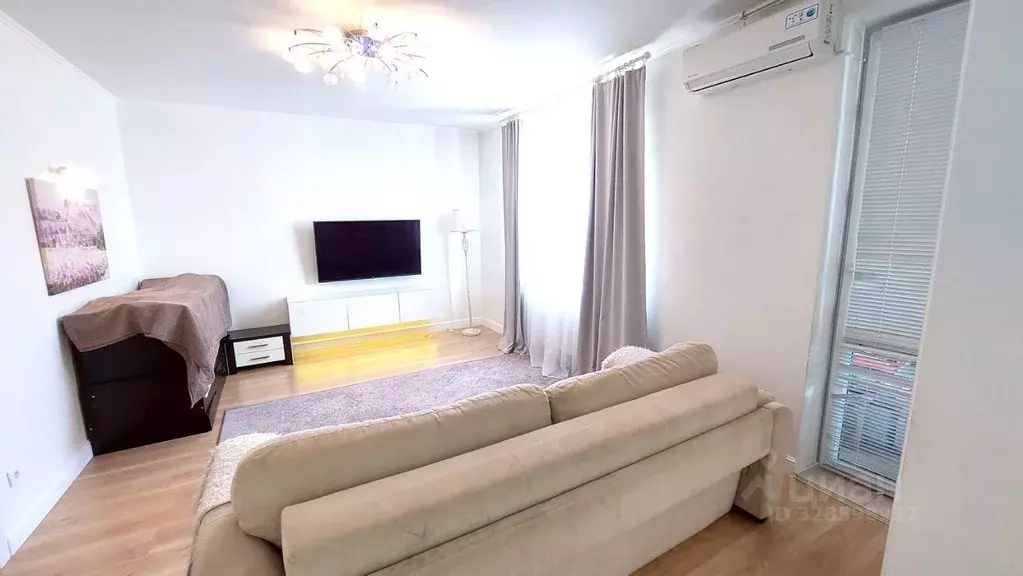 3-к кв. Татарстан, Казань Вербная ул., 1А (83.0 м) - Фото 1