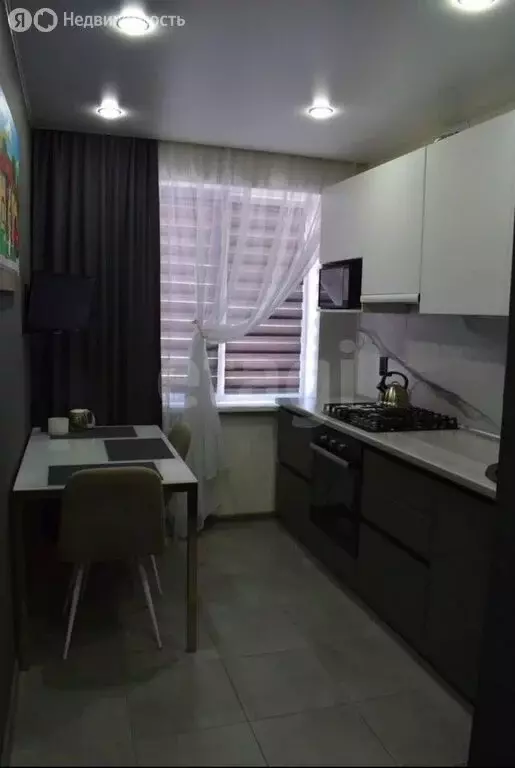 2-комнатная квартира: Омск, Моторная улица, 11 (44.3 м) - Фото 2