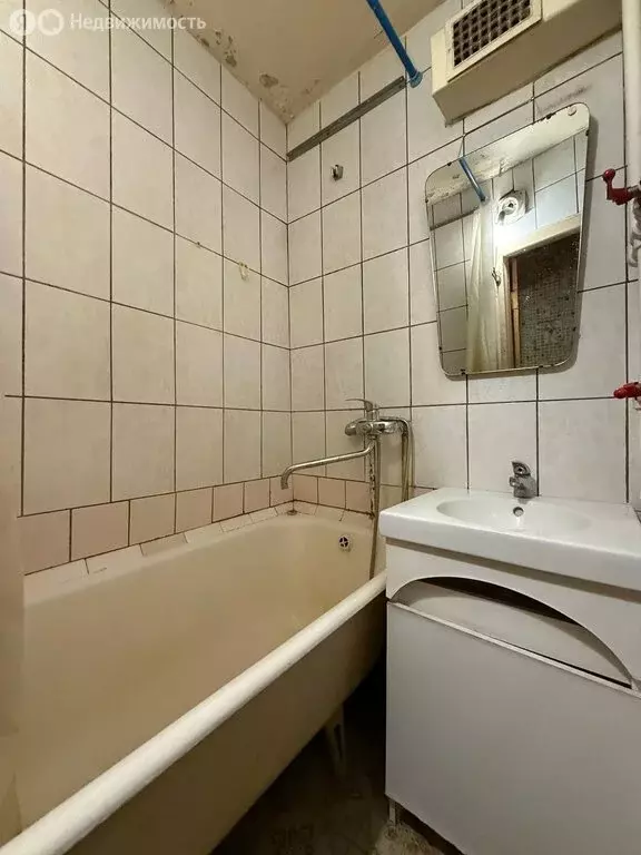 3-комнатная квартира: Одинцово, улица Маршала Жукова, 10 (60.5 м) - Фото 0