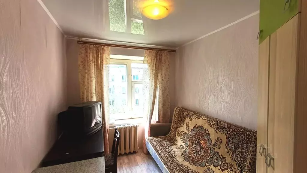 Комната Пермский край, Пермь ул. Газеты Звезда, 42 (8.0 м) - Фото 0