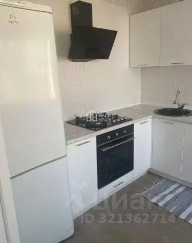 3-к кв. Калужская область, Калуга ул. Степана Разина, 42/38 (65.0 м) - Фото 1