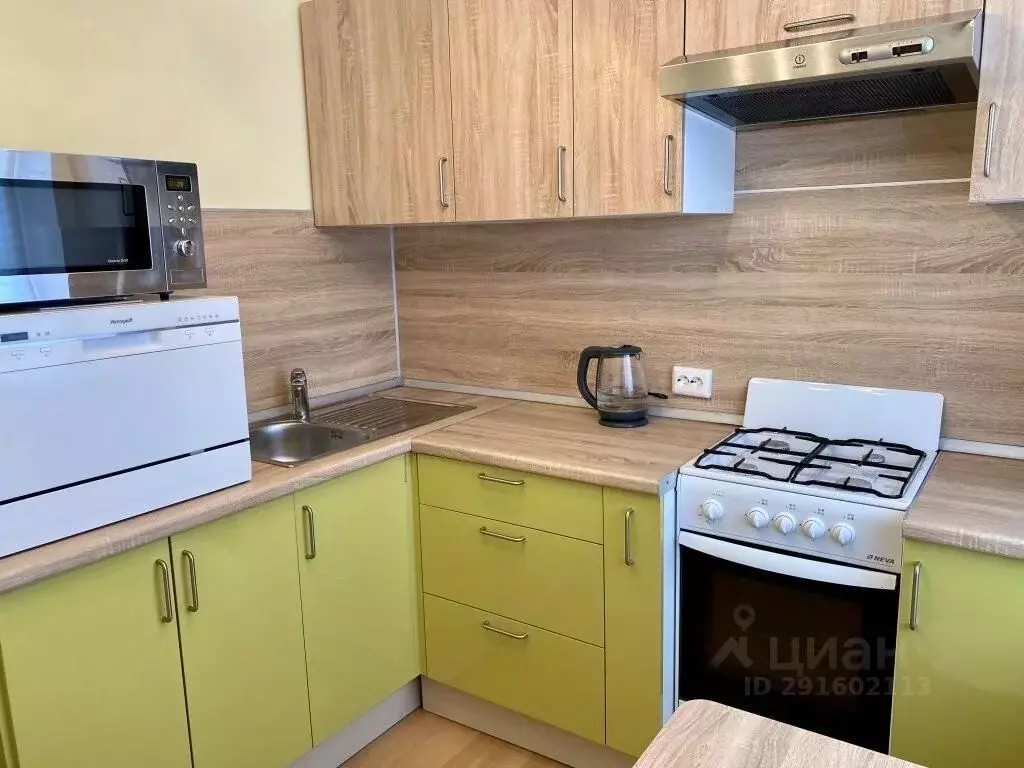 3-к кв. Санкт-Петербург Светлановский просп., 79 (65.0 м) - Фото 1