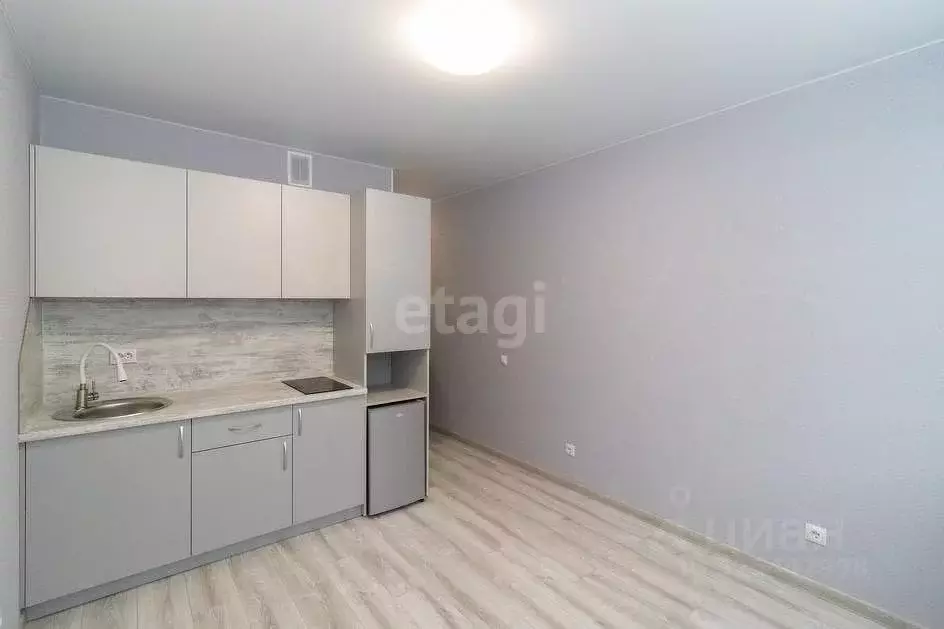 Студия Тюменская область, Тюмень ул. Первооткрывателей, 6 (18.1 м) - Фото 0