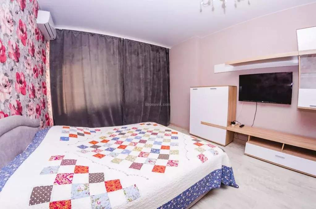 1-к кв. Воронежская область, Воронеж ул. Куколкина, 11 (40.0 м) - Фото 0