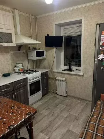 1-к. квартира, 40 м, 5/10 эт. - Фото 0