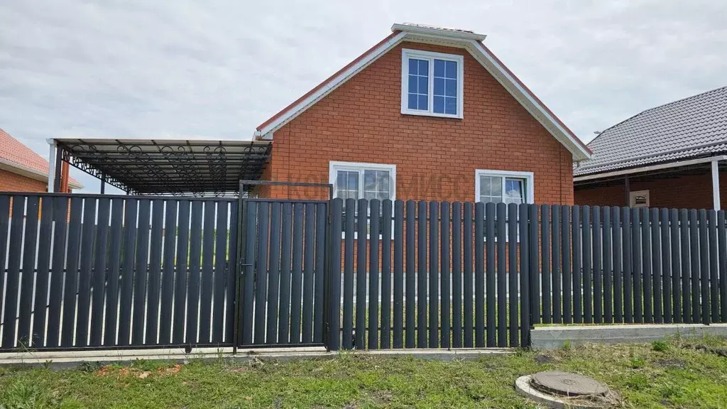 Дом в Краснодарский край, Северский район, Черноморское городское ... - Фото 1