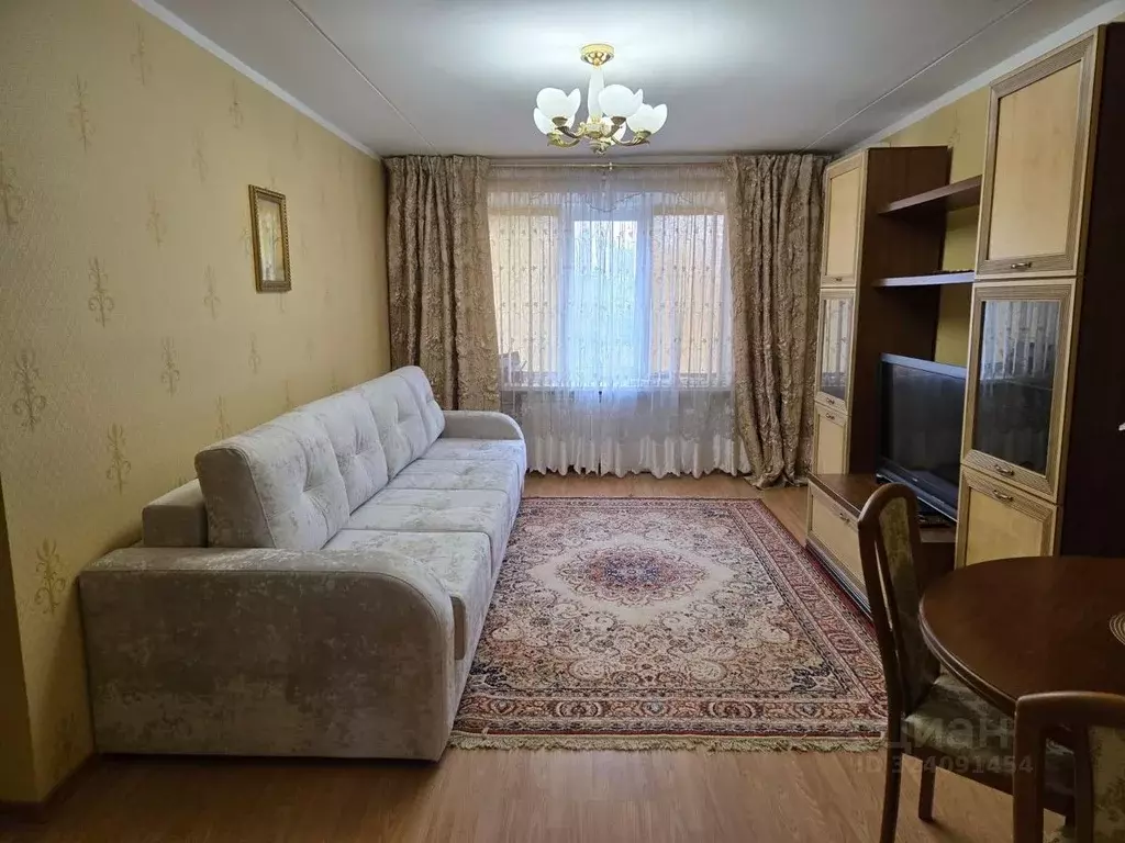 3-к кв. Волгоградская область, Волгоград Авиаторская ул., 3 (60.0 м) - Фото 1