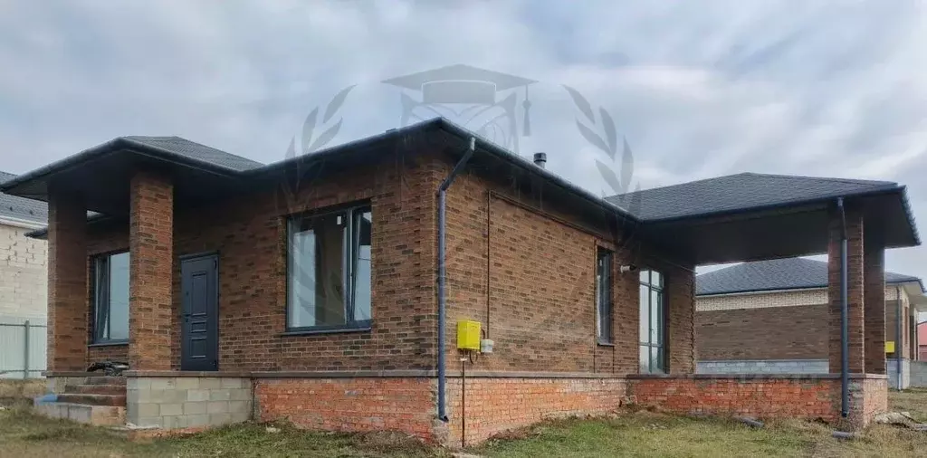 Дом в Белгородская область, Белгород пер. 2-й Большетроицкий (100 м) - Фото 2