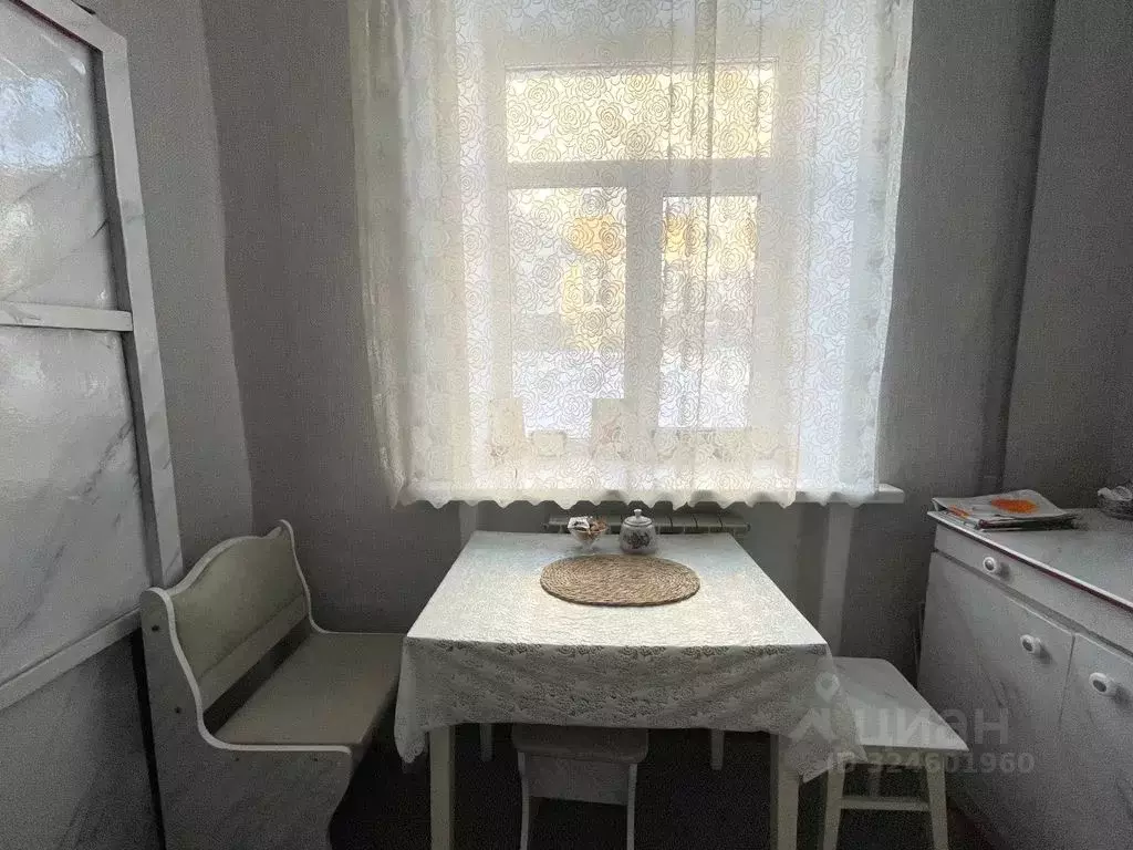 2-к кв. Пермский край, Губаха просп. Ленина, 10 (60.0 м) - Фото 1