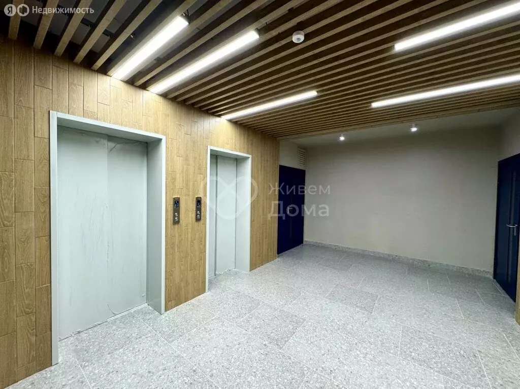 1-комнатная квартира: Волгоград, улица Владимира Петровского, 6 (36 м) - Фото 2