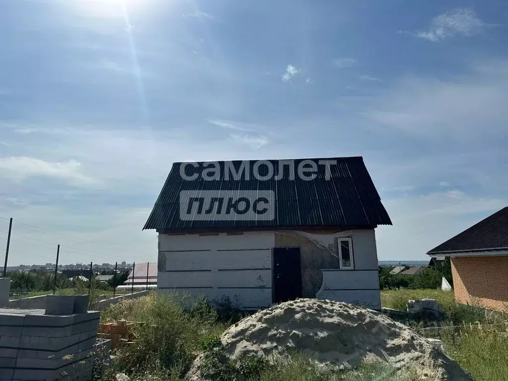 Дом в Белгородская область, Старый Оскол пер. 3-й Вяземский, 11 (50 м) - Фото 0