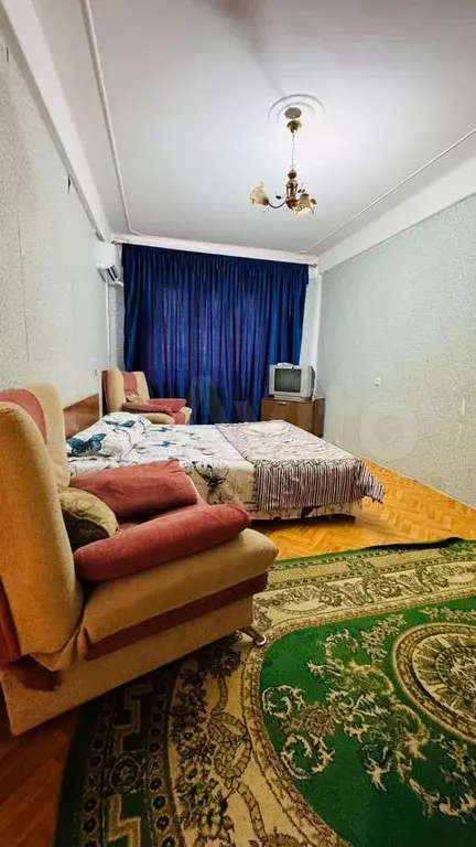 1-к. квартира, 40 м, 4/10 эт. - Фото 0