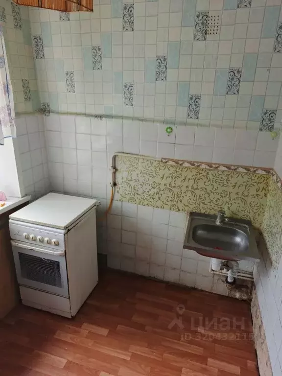 3-к кв. Тульская область, Суворов Садовая ул., 3 (59.6 м) - Фото 1