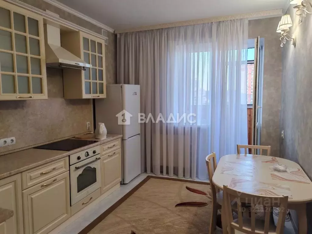 3-к кв. Белгородская область, Белгород ул. Белгородского полка, 67 ... - Фото 2