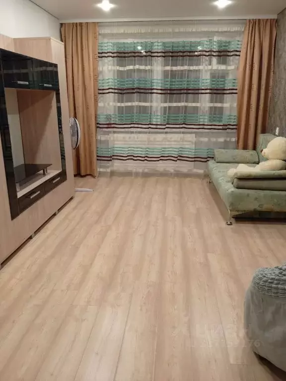 2-к кв. Удмуртия, Ижевск ул. Степана Разина, 58 (54.0 м) - Фото 0