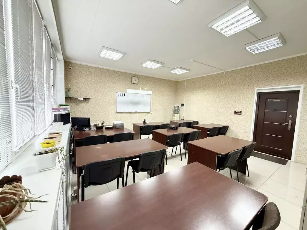 Офис в Белгородская область, Белгород Студенческая ул., 18 (32 м) - Фото 1