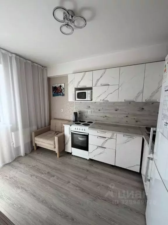 1-к кв. Томская область, Томск Овражный пер., 2 (42.5 м) - Фото 1