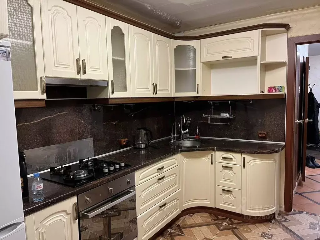 2-к кв. Санкт-Петербург пос. Шушары, Ленсоветовский тер., 21 (65.0 м) - Фото 0