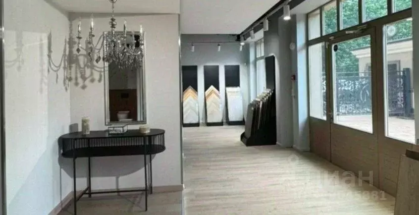 Помещение свободного назначения в Москва просп. Мира, 83 (380 м) - Фото 1