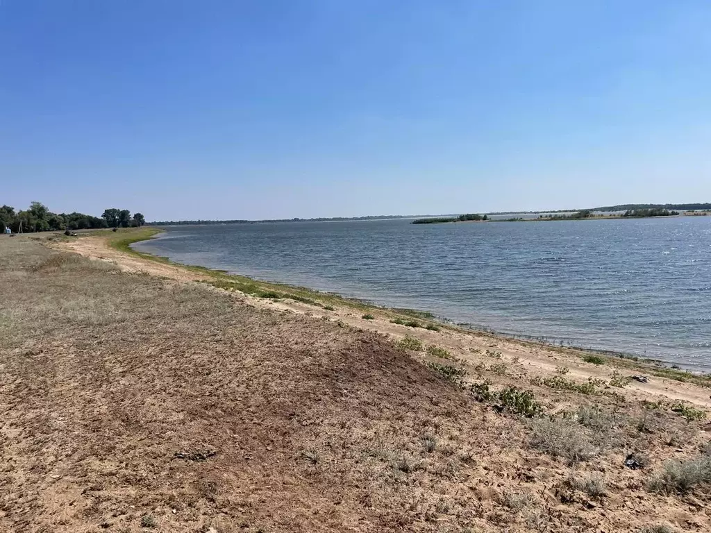 Участок в Астраханская область, Ахтубинский район, с. Садовое ул. ... - Фото 0
