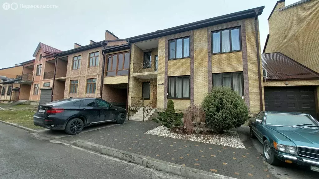 Дом в Владикавказ, Сиреневая улица (350 м) - Фото 1