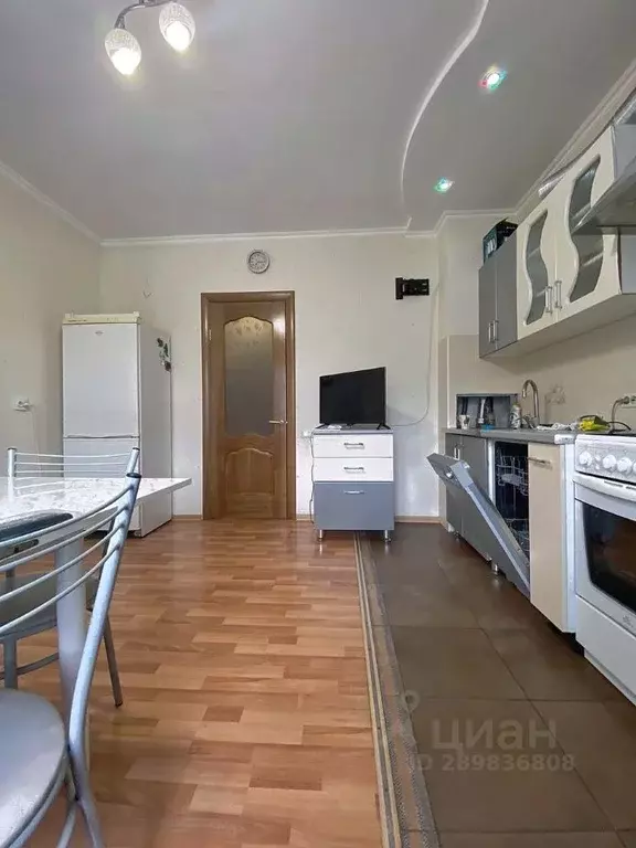 3-к кв. Ярославская область, Ярославль ул. Калинина, 37к5 (100.0 м) - Фото 2