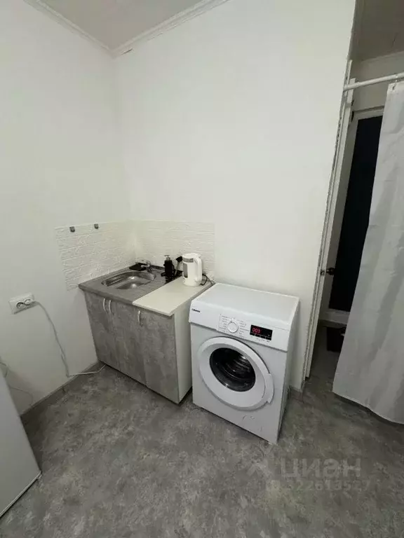 Студия Красноярский край, Красноярск ул. Шевченко, 82 (12.0 м) - Фото 1